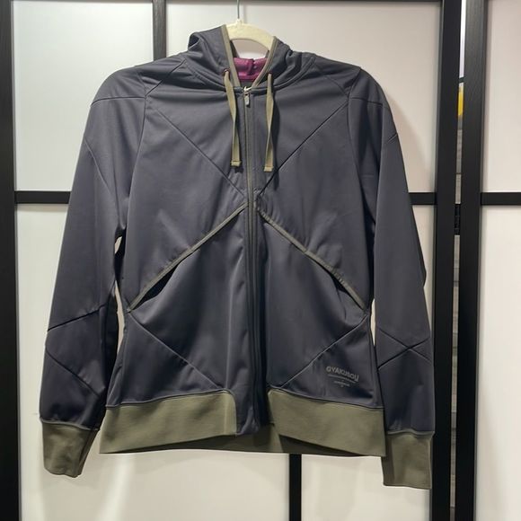 NIKExGYAKUSOU NWOT Women’s XL fits as a Large Running Zip Hoodie| Plum Purple - Picture 2 of 12